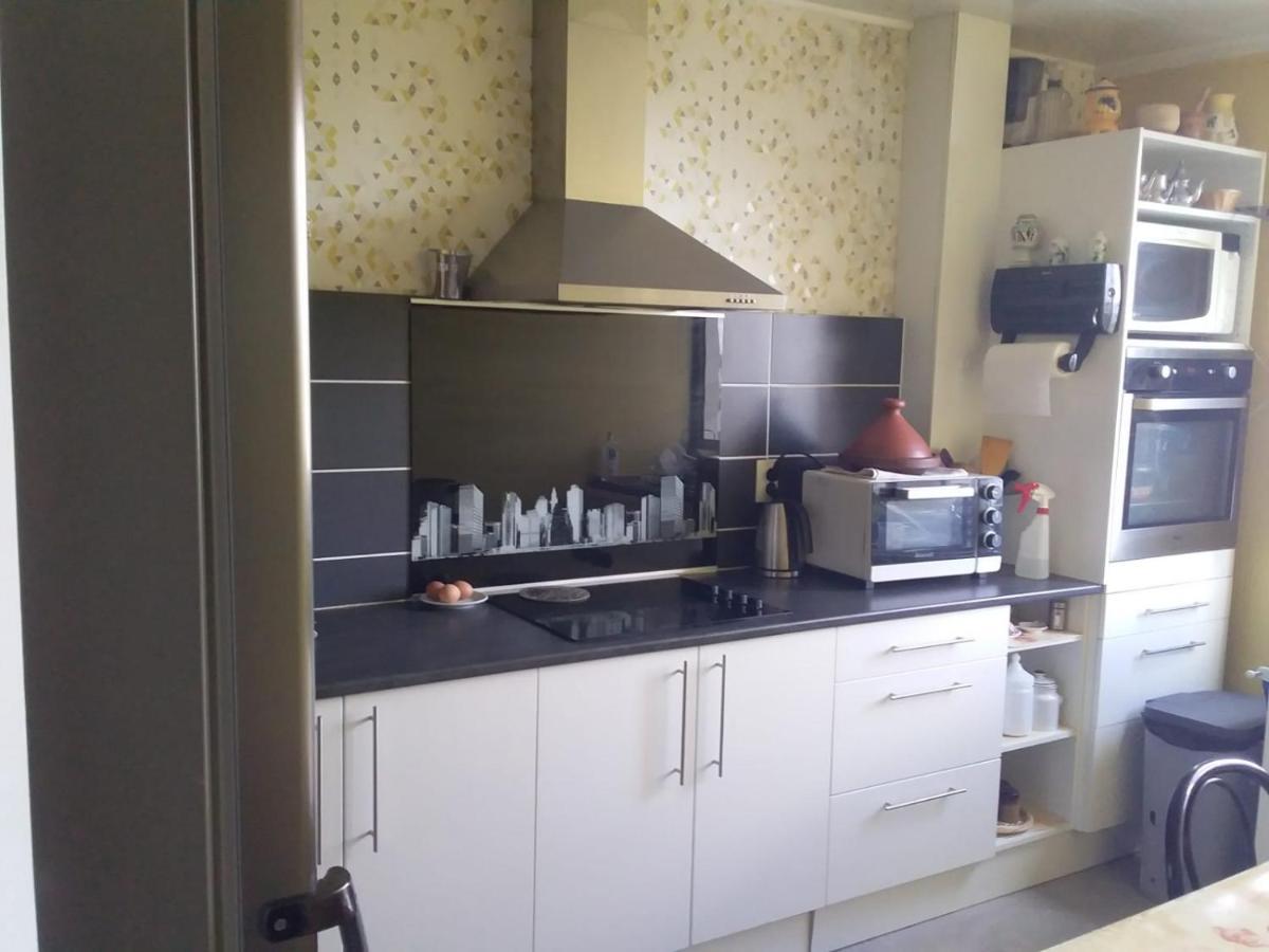Chambre Chez L'Habitant Cenon Exteriér fotografie