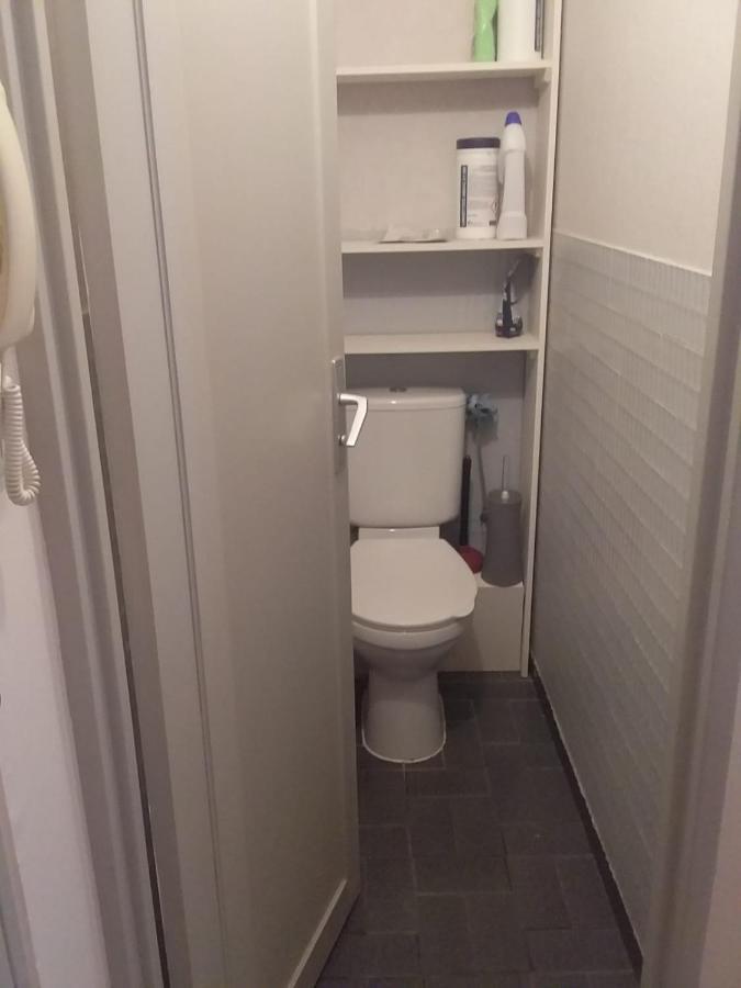 Chambre Chez L'Habitant Cenon Exteriér fotografie